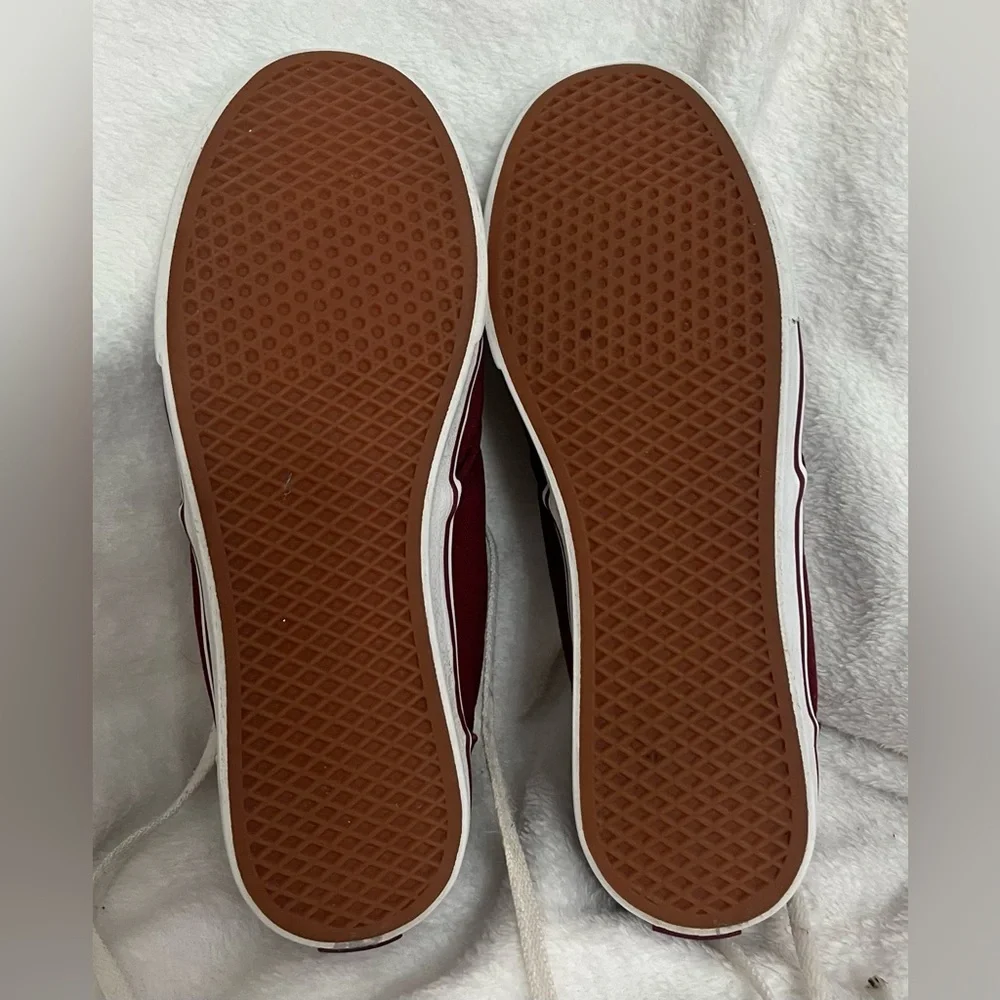 VANS Atwood Womens Size 6 Maroon Red Low Top Canvas Lace Up Sneakers Shoes